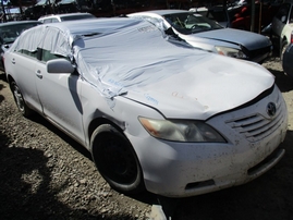 2009 TOYOTA CAMRY LE WHITE 2.4L AT Z16227